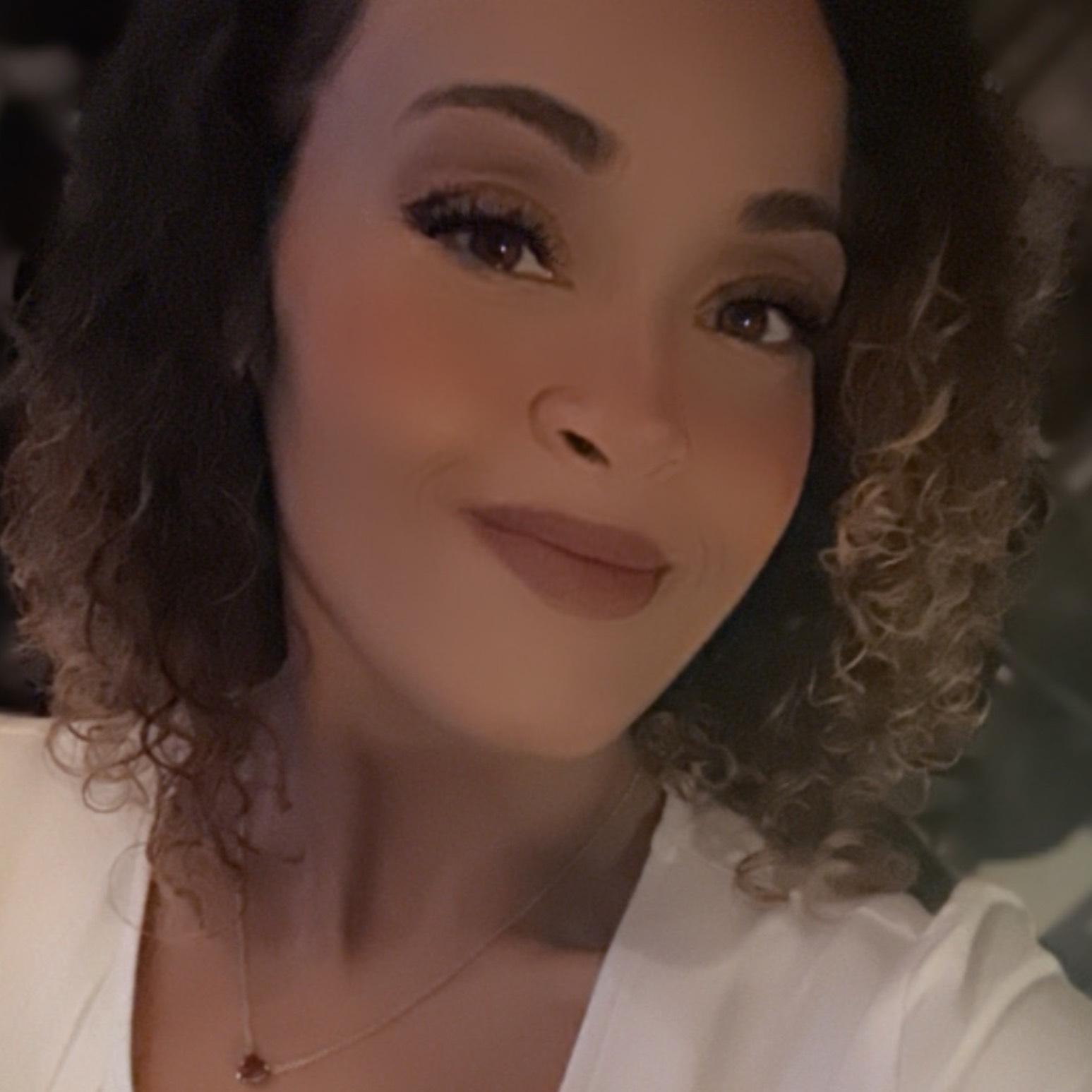Liza Aponte