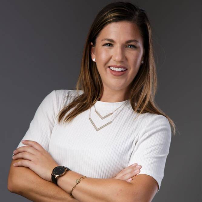 Elise J Braun