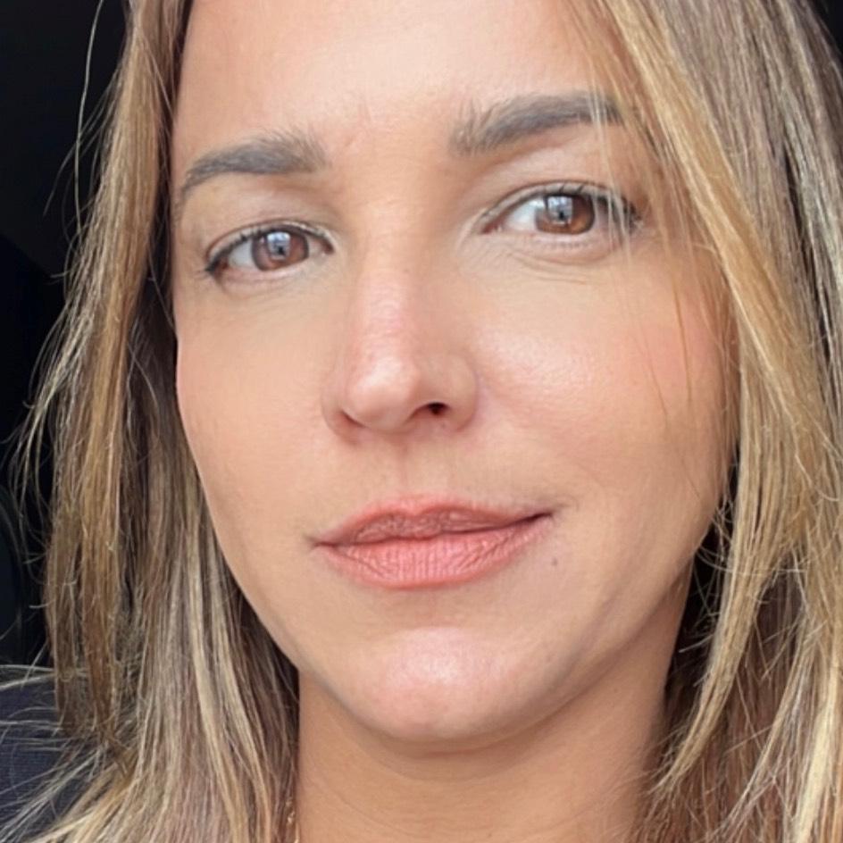 Maria Manoela
