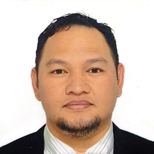 Lloyd Lariego