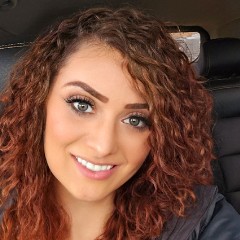 Danielle Bloomhuff