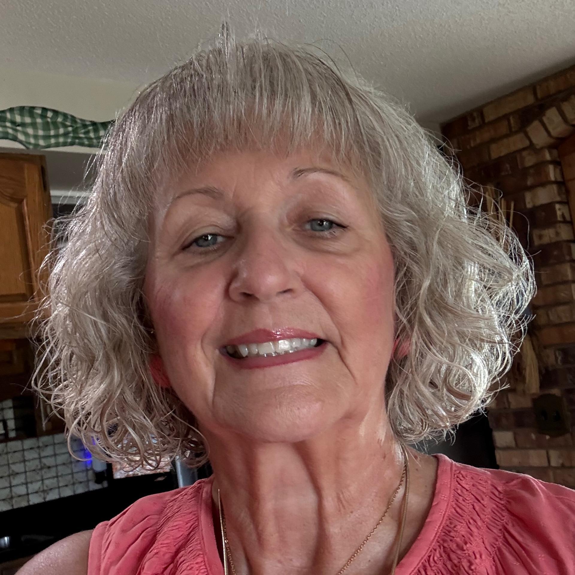 Carole Helzer
