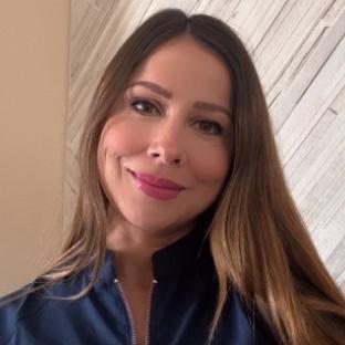 Adela Hernandez