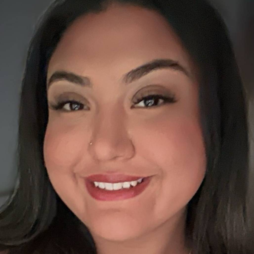 Berenice Flores