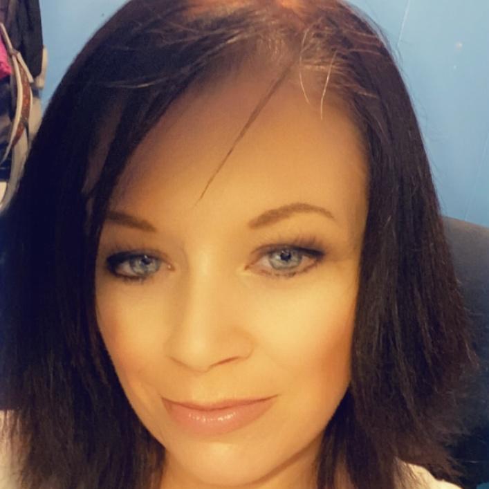 Nicolette Phillips