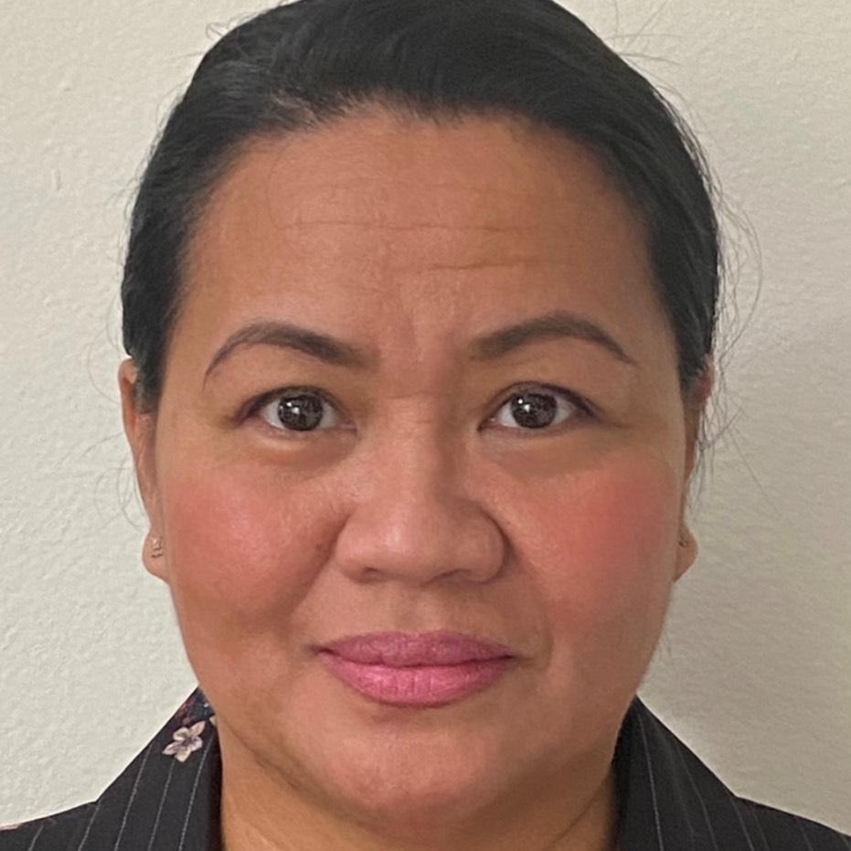 SUSANA C. FLORES