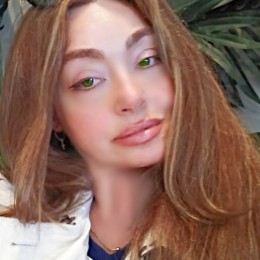 Carina Schneider
