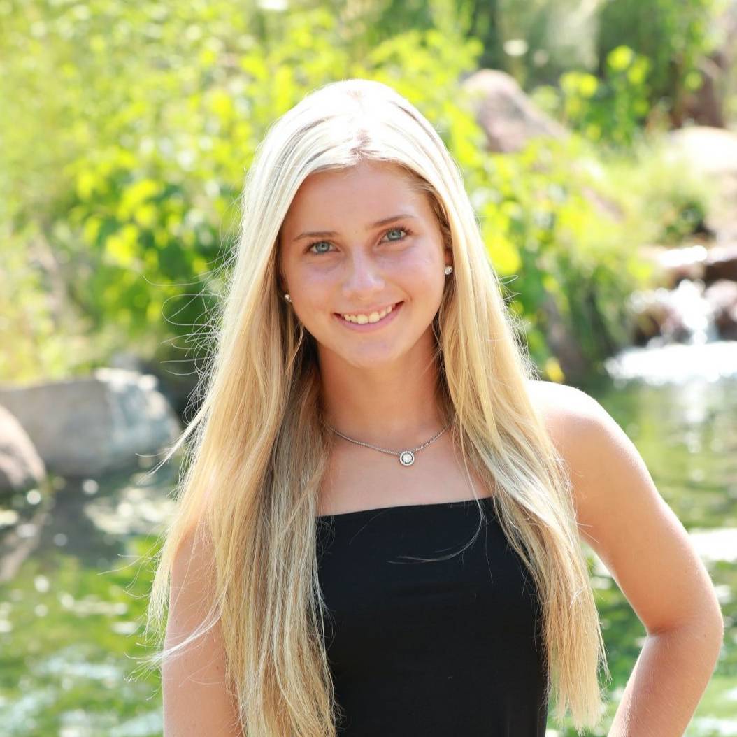 SAVANNAH AVERY