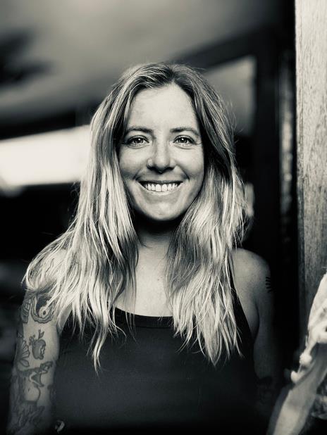 DANIELLE CROSS