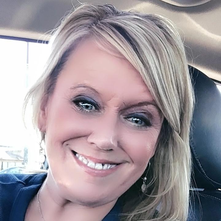 Jennifer Kampourogiannis