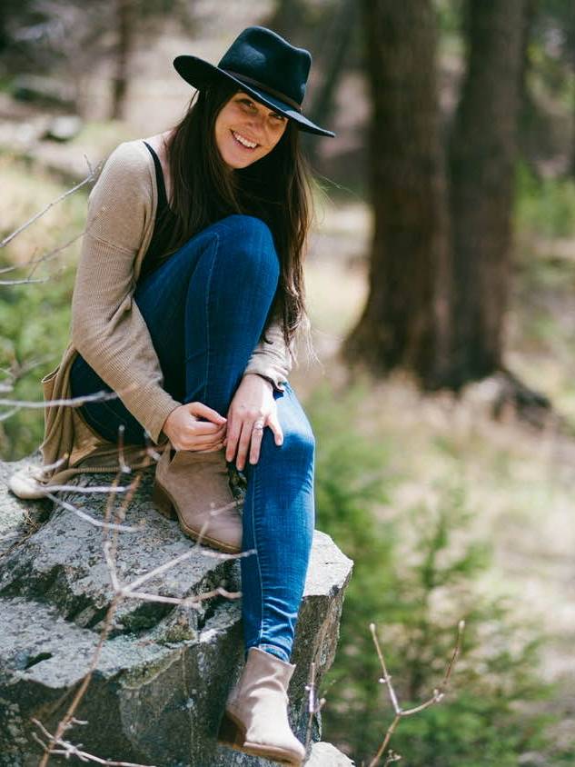 Ashley Huff Hanlon