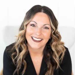 Tara Masters