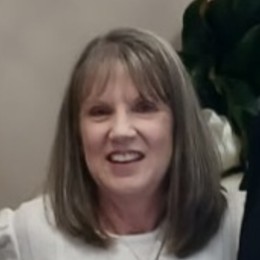 Vicki Fields