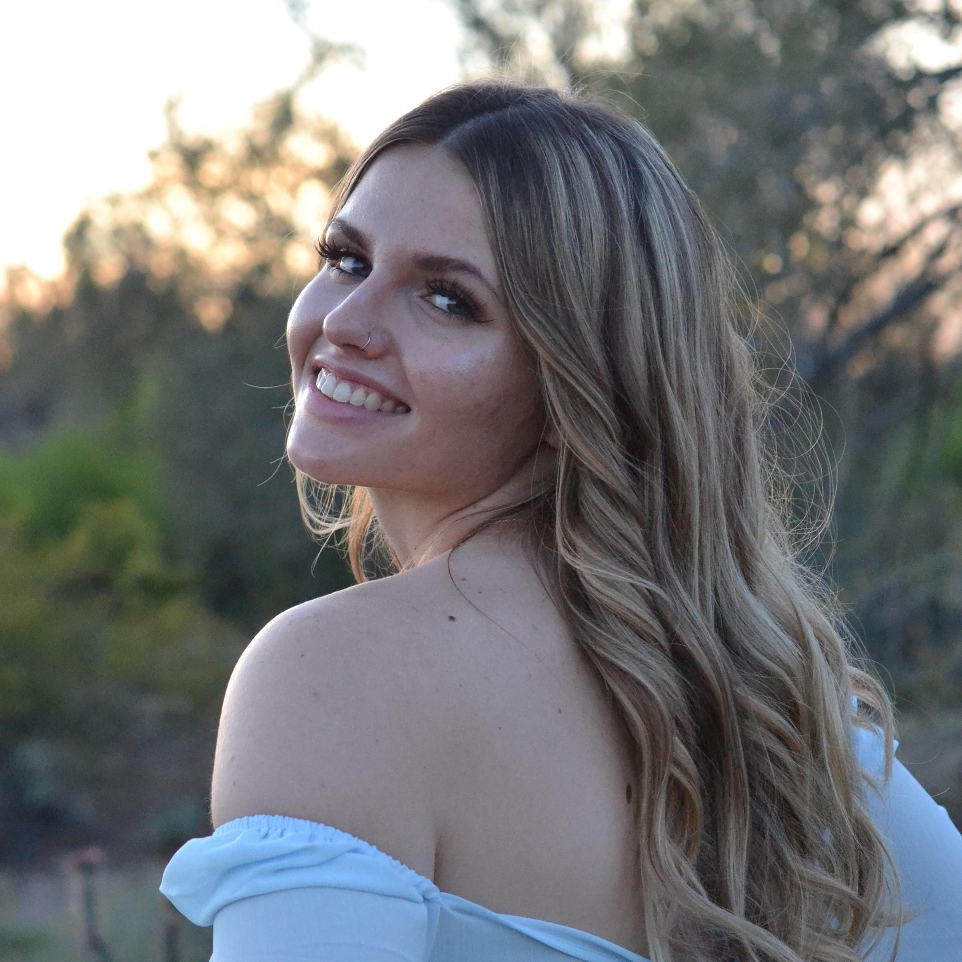 Lindsay Aliory