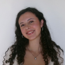 Bella De Oliveira