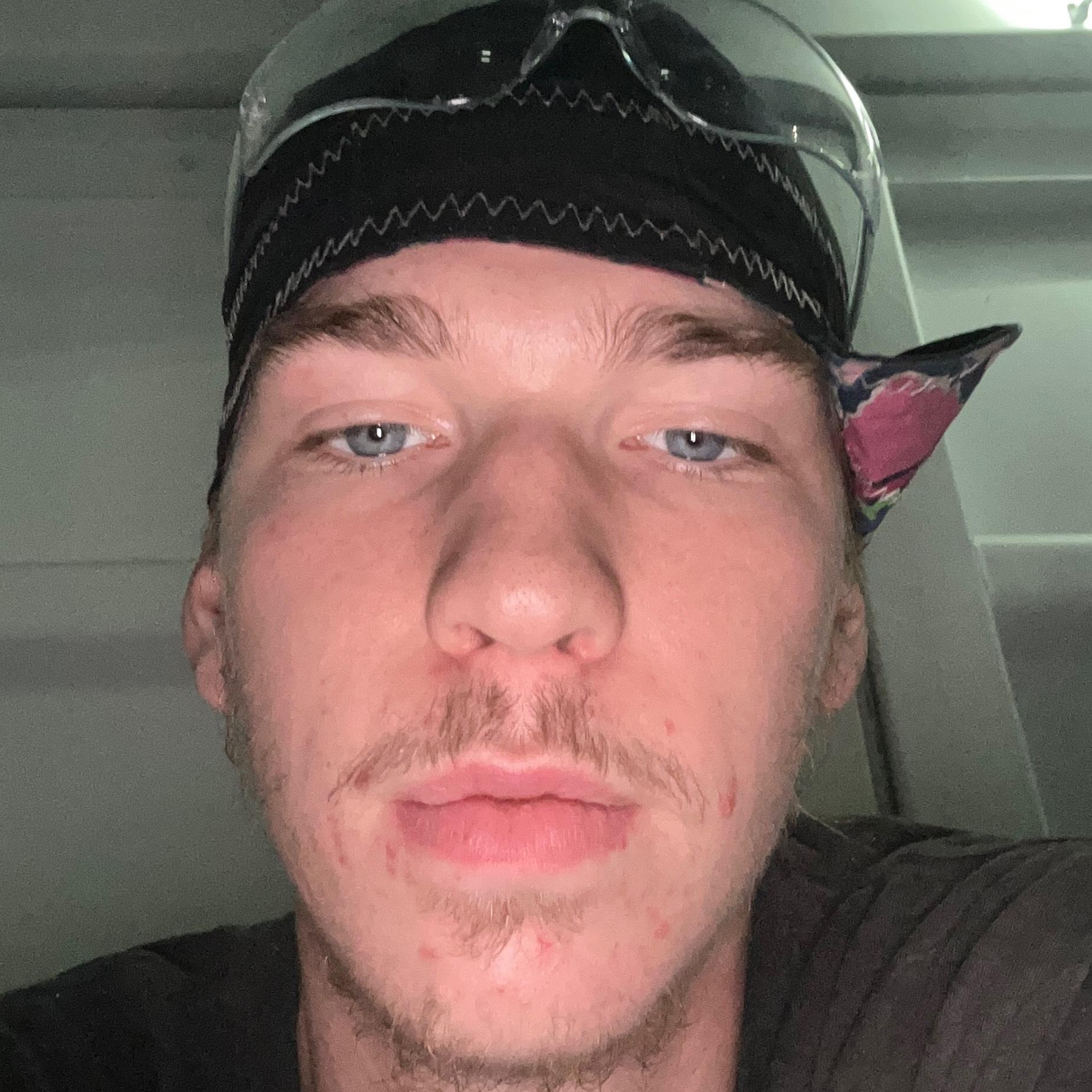 Tyler Van Hook-Jewett