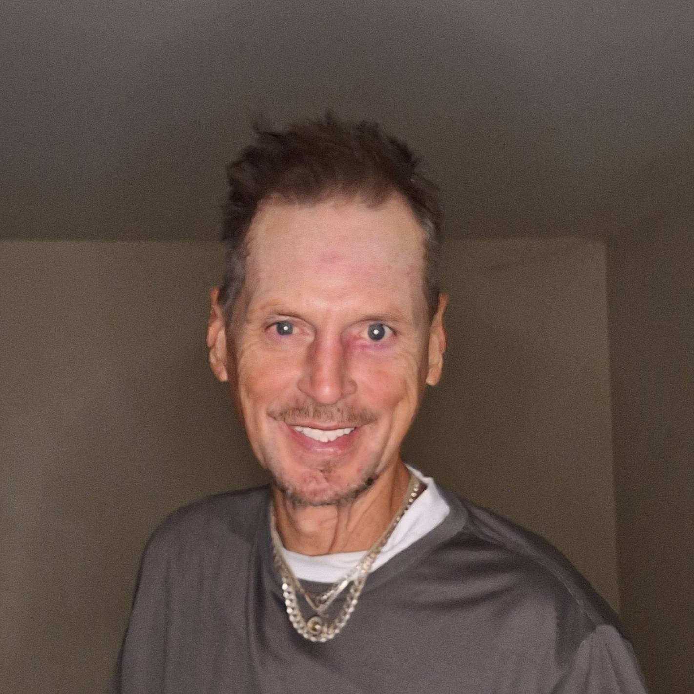 Steven Lyons