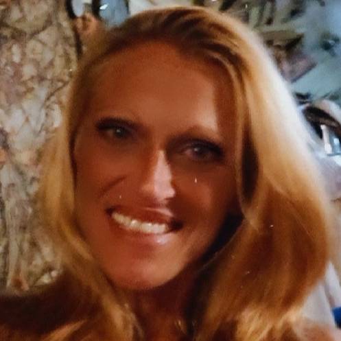 Julie Walls