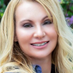 Carolyn Hauck
