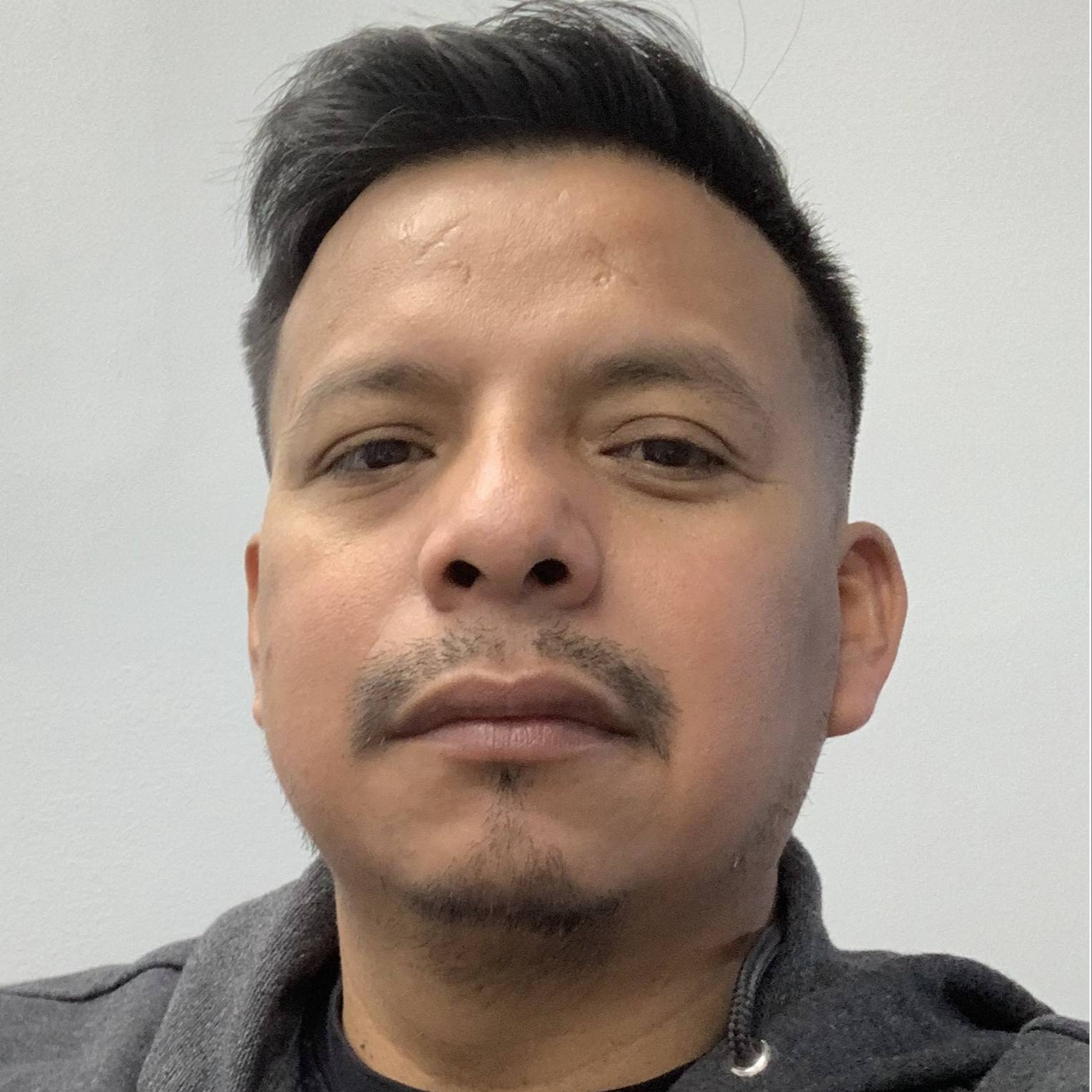 BEN FLORES
