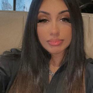 Nadine Mari
