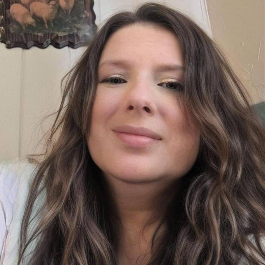 Mollie Ouellette