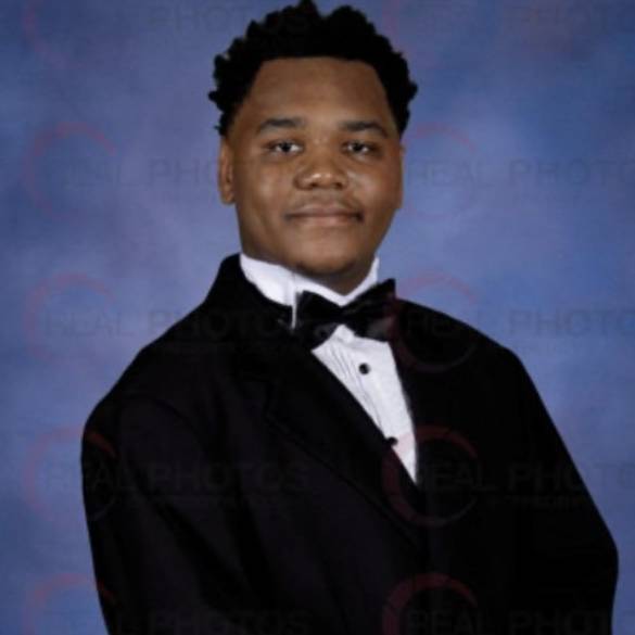 AMIR LEE