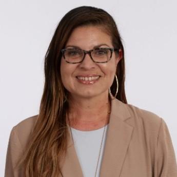 DIANA M. VALDIVIA