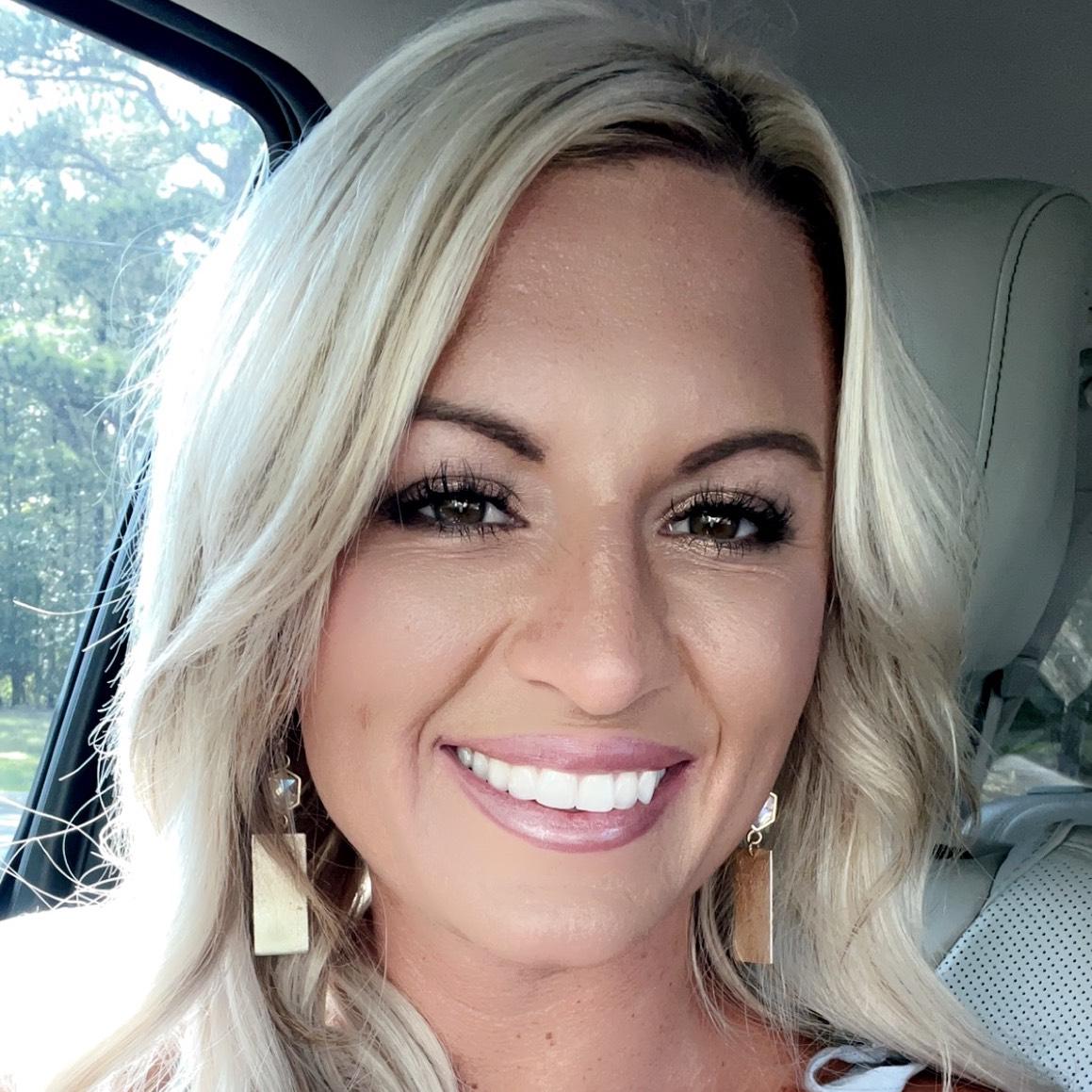 Lauren “Mekenzi” Mitchell
