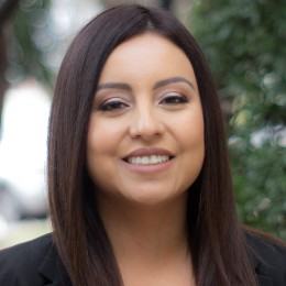 Carrie Rodríguez-Flores