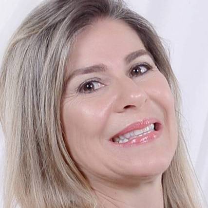 Claudia Braga Chaves