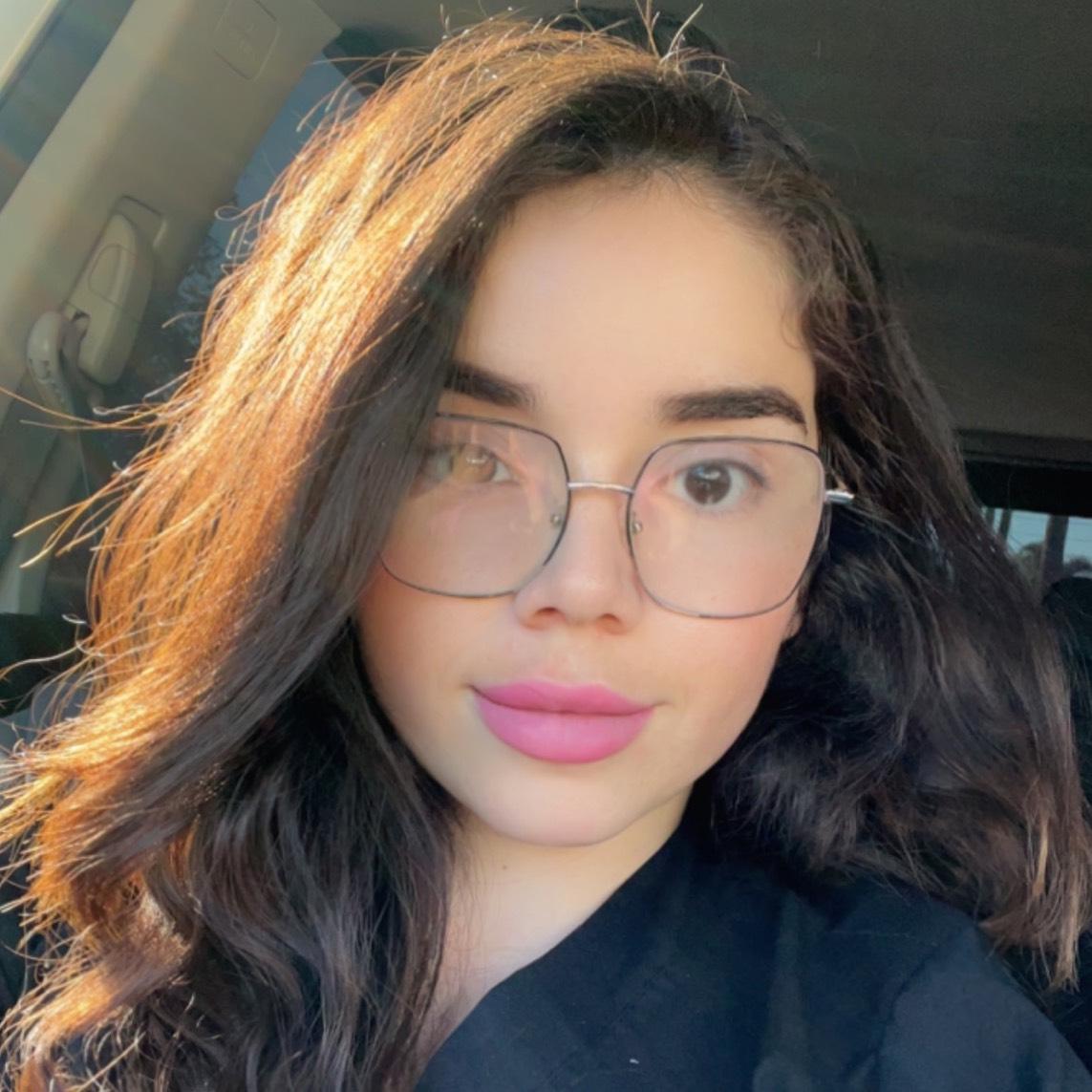 LESLIE SANCHEZ