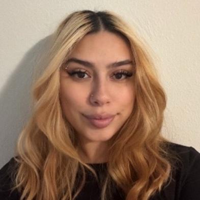 NATALIA CRUZ