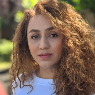 Roshanak Jahromi