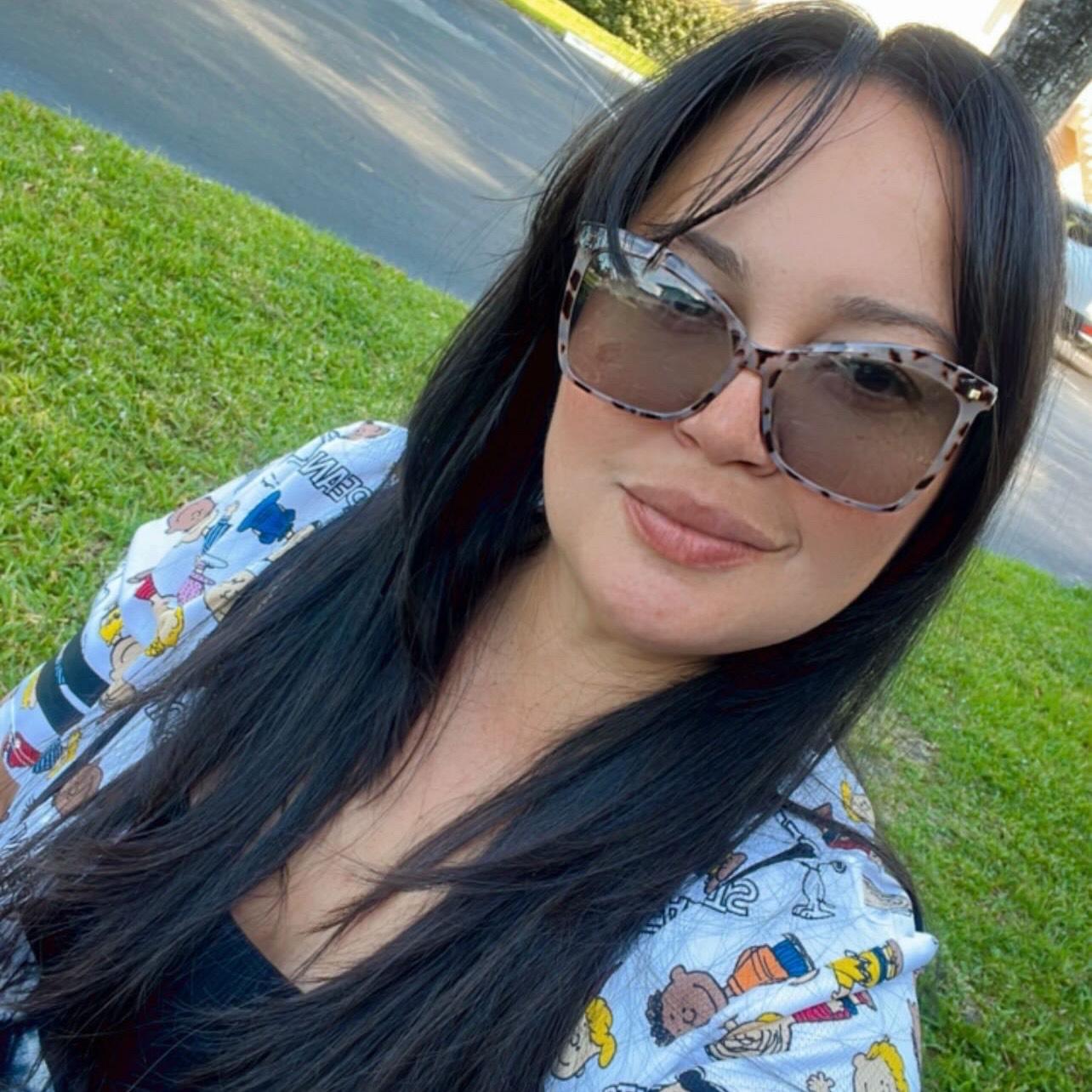 Adriana Plaza