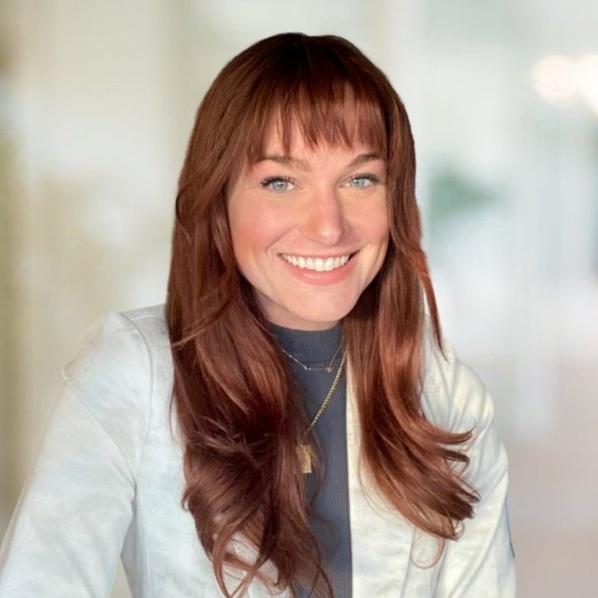 Elizabeth DeBruin