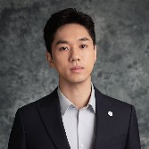 徐 林伟