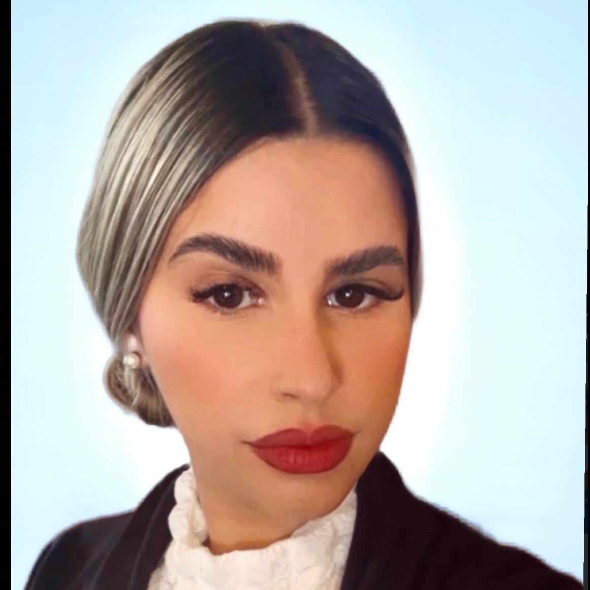 Claudia Camila Flores