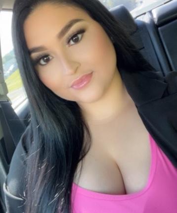 Laura Bustos