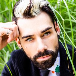 Ian R. Vogue