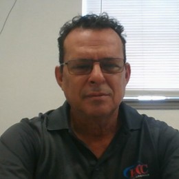 Manuel Lee