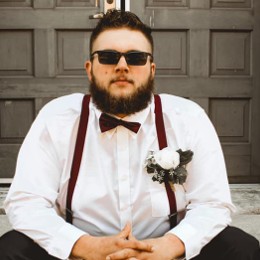 Austin Defoe