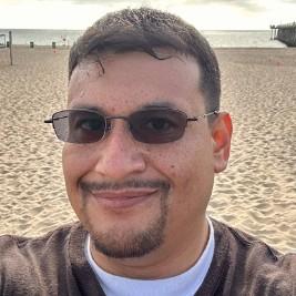 Victor Lara