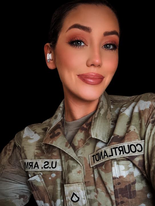 DANIELLE COURTLANDT