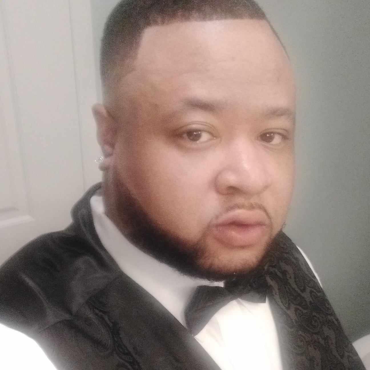 Vakari Curley
