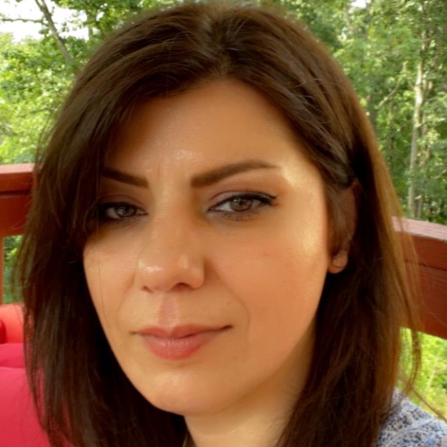 Naghmeh Heshmat