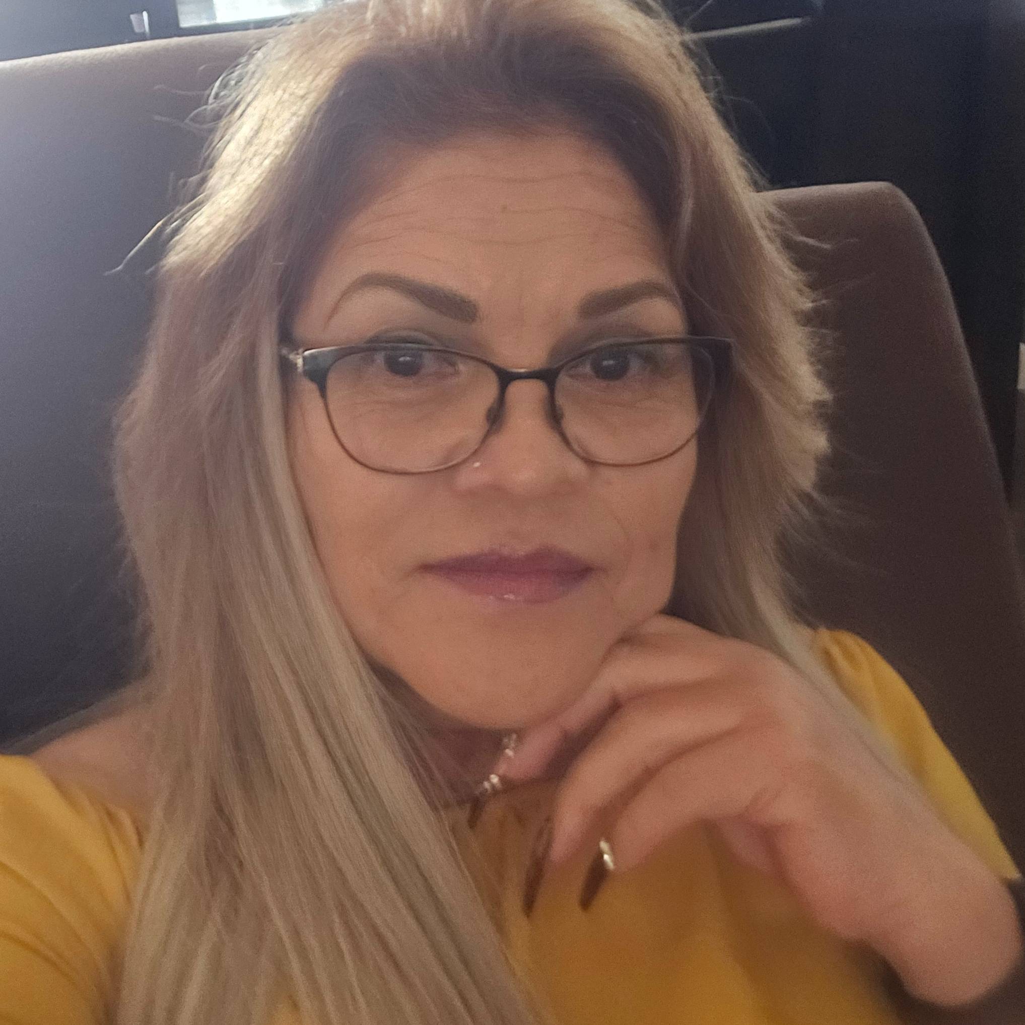 Gloria Mora