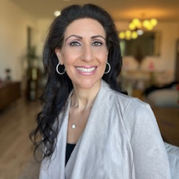 Teni Zarookian
