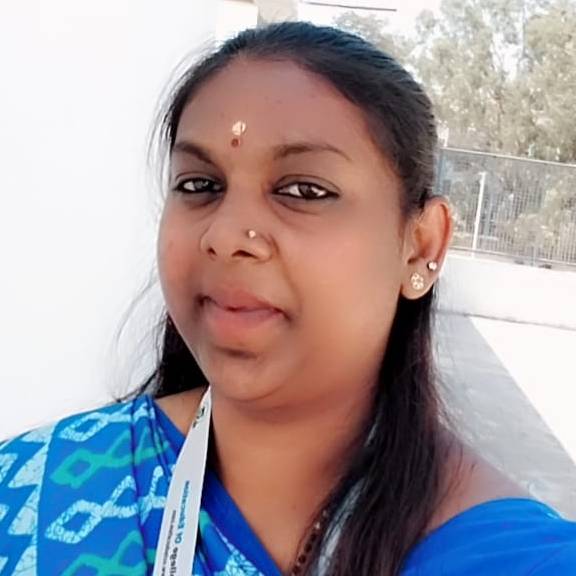 Kavyashri R