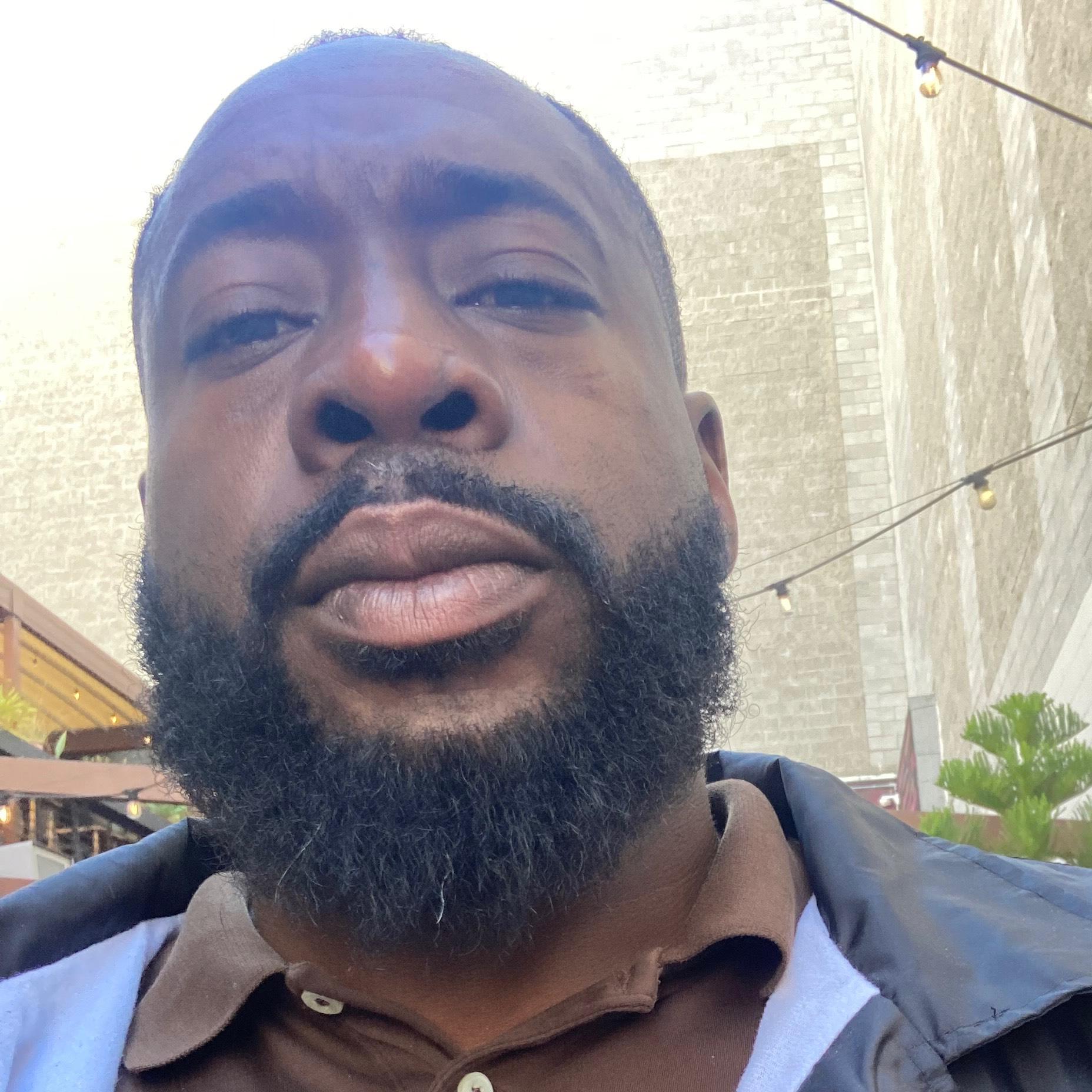DARRIUS LEE